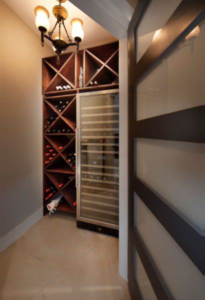 harmony_homes_canyon_view_road_residence_liquor_cabinet_gallery_image_1