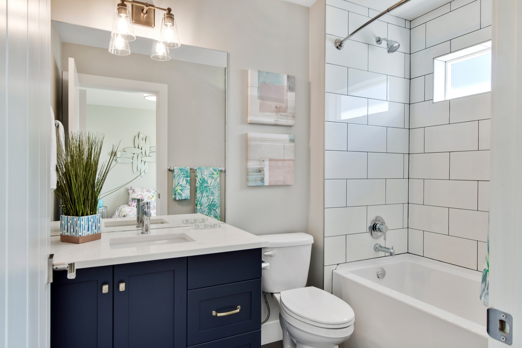 1_harmony_homes_glenwood_infill_project_bath_room_gallery_image_15