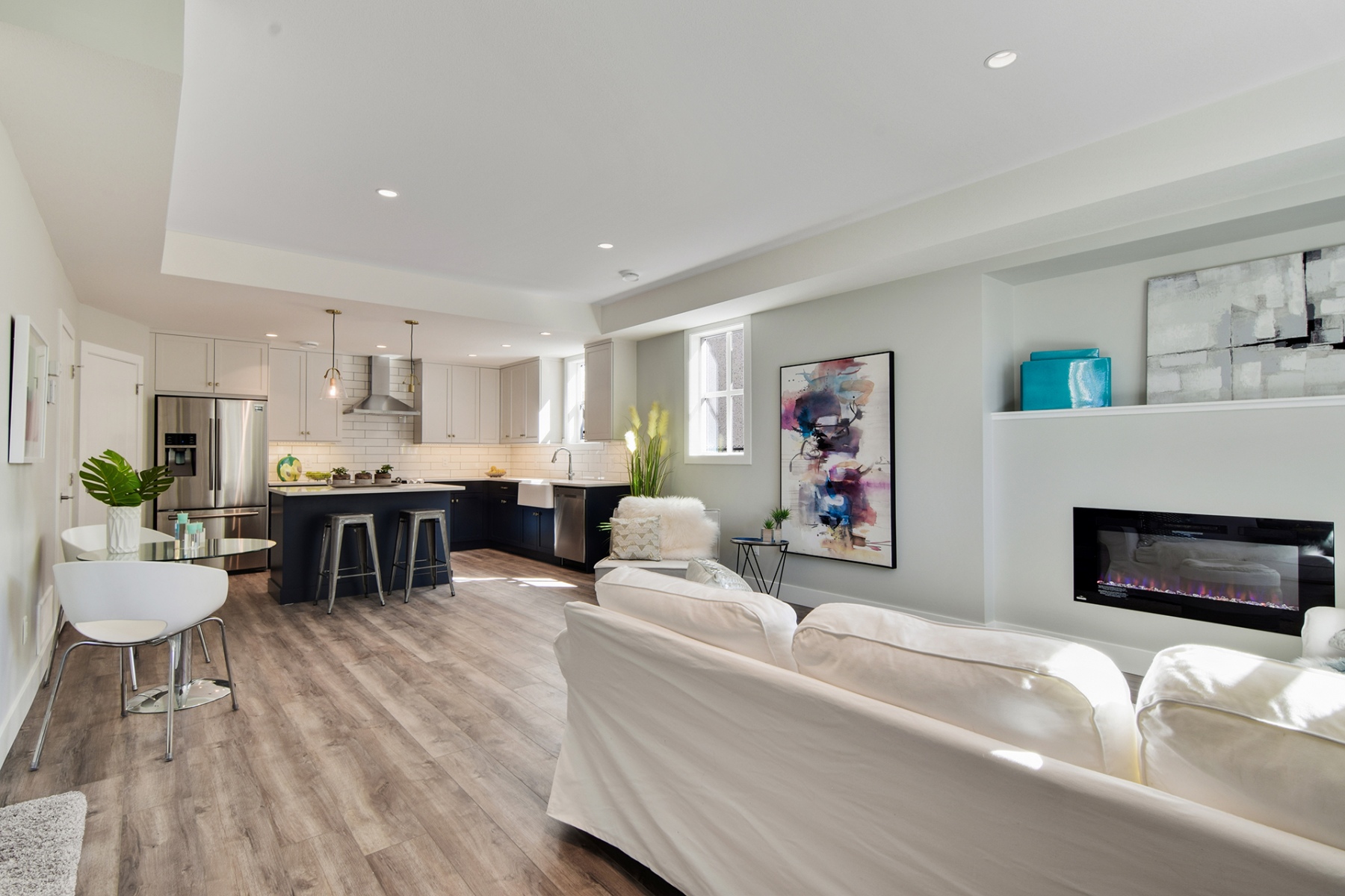1_harmony_homes_glenwood_infill_project_house_interior_gallery_image_6
