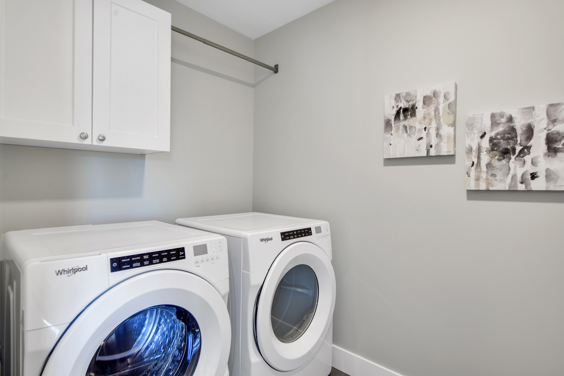 1_harmony_homes_glenwood_infill_project_laundry_gallery_image_16