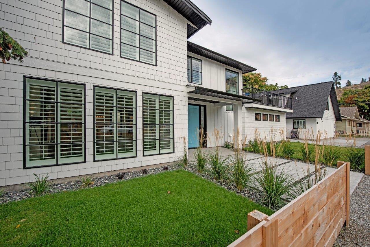 harmony_homes_kingsway_infill_house_fence_gallery_image_3