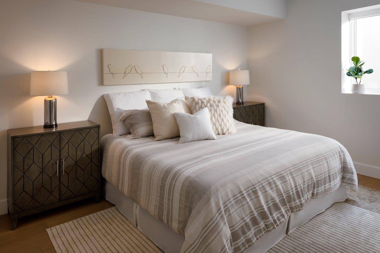 harmony_homes_lakelife_lottery_showhome_grey_bed_room_gallery_image_24