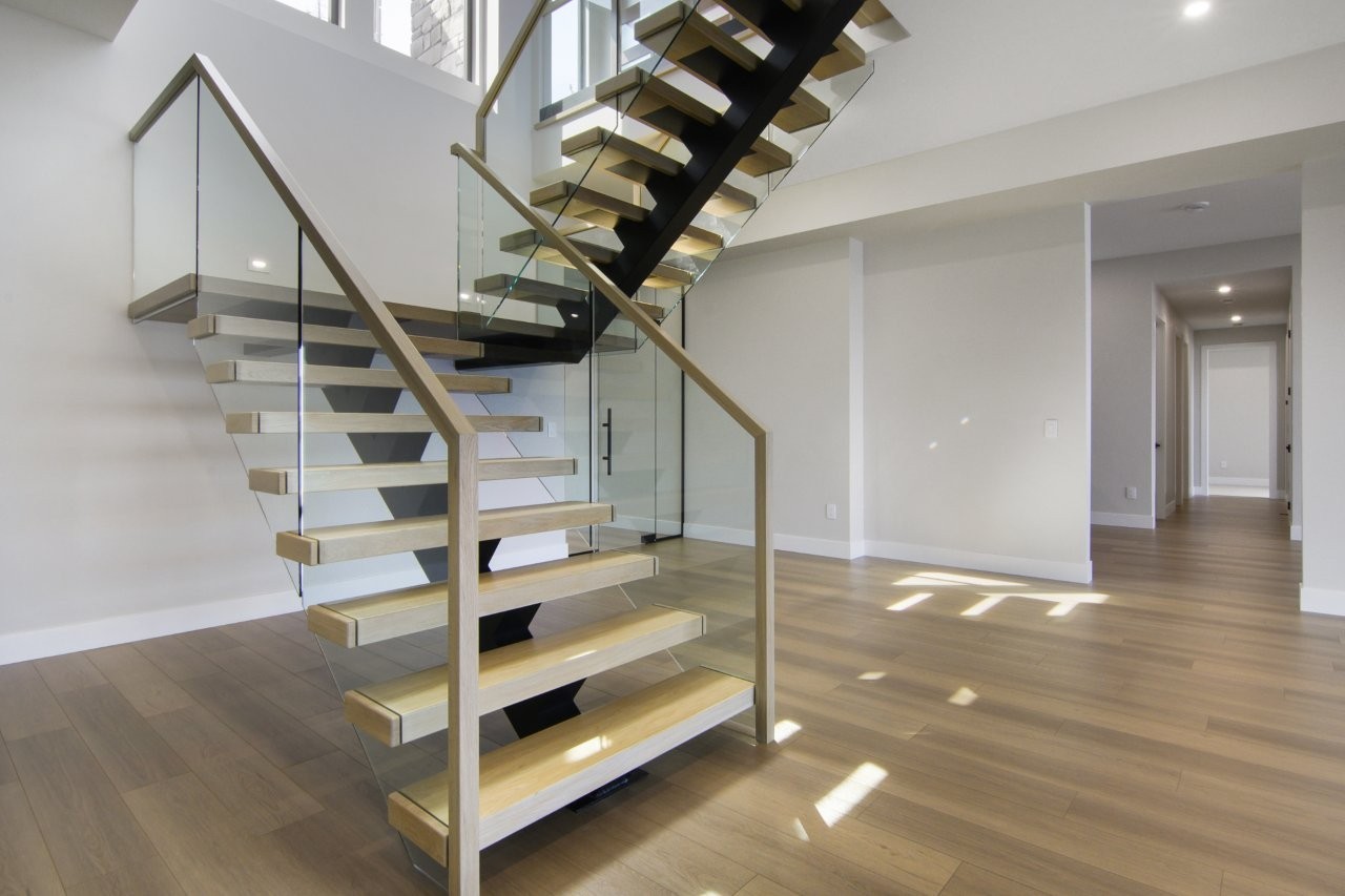 Lakeshore-Road-Lakefront-Residence-13