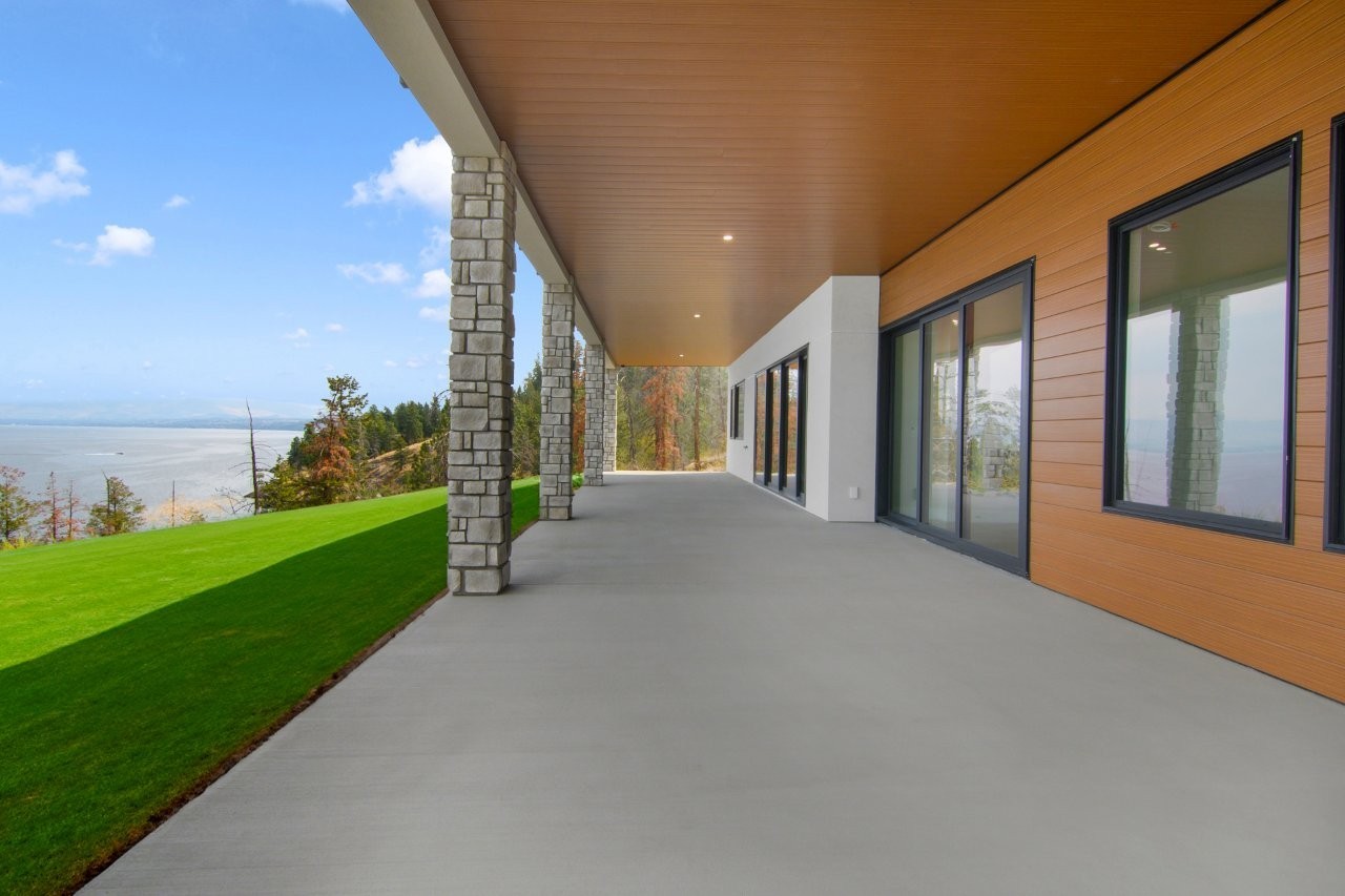 Lakeshore-Road-Lakefront-Residence-6