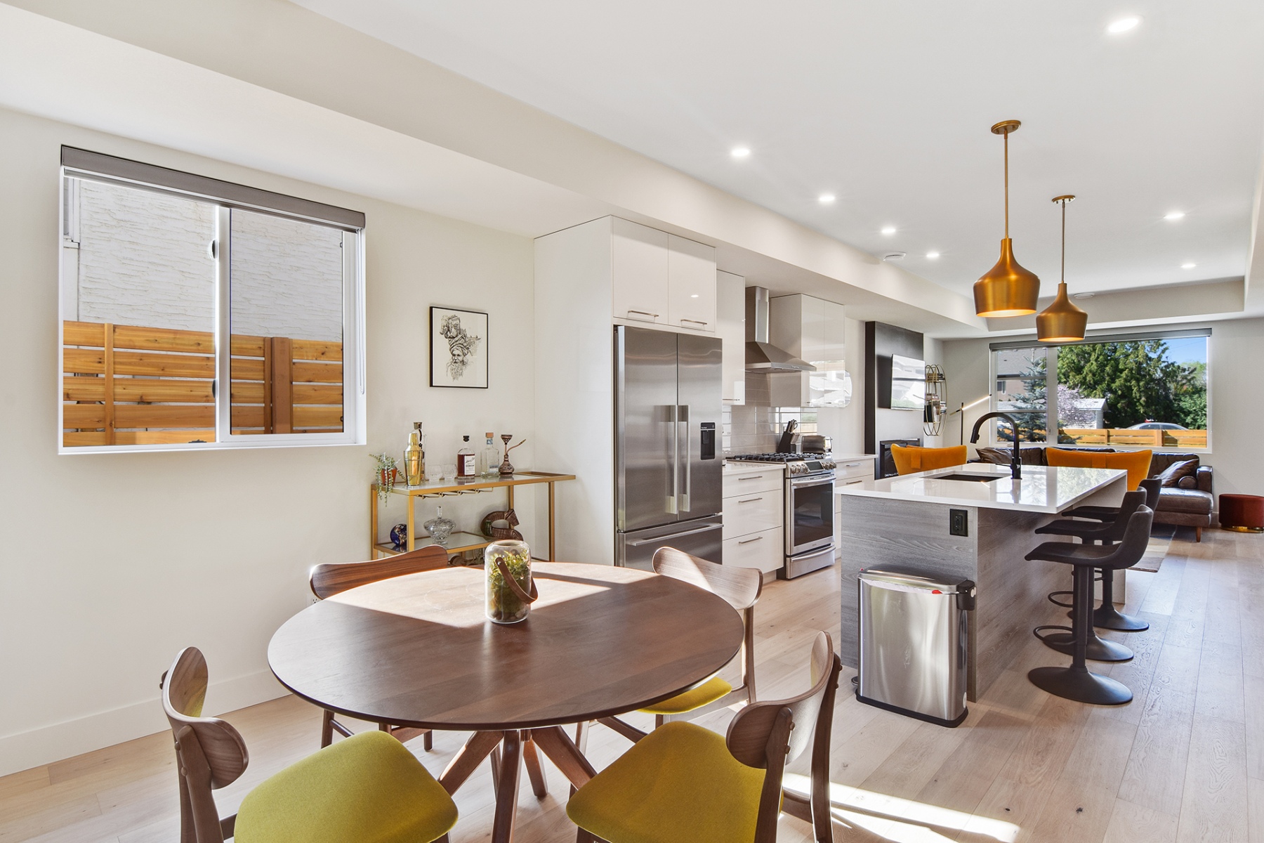 1_harmony_homes_raymer_infill_project_1_dining_area_gallery_image_6
