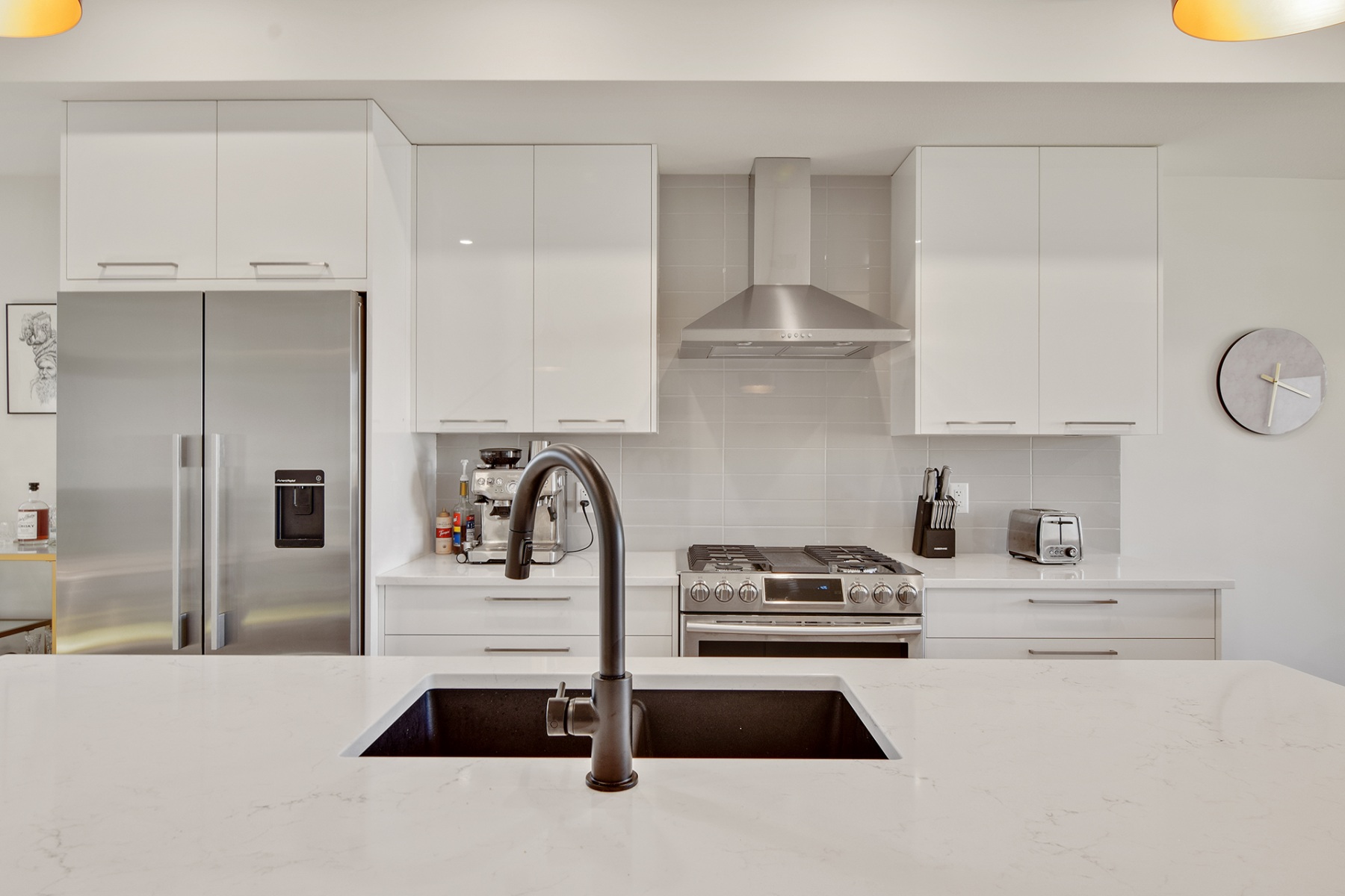 1_harmony_homes_raymer_infill_project_1_kitchen_view_gallery_image_9