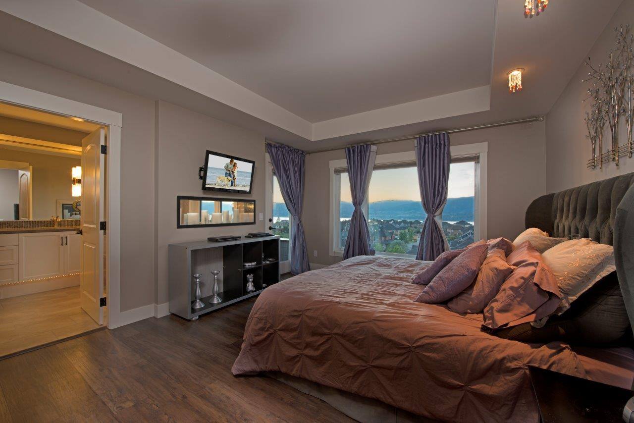 harmony_homes_south_perimeter_way_residence_bed_room_gallery_image_7