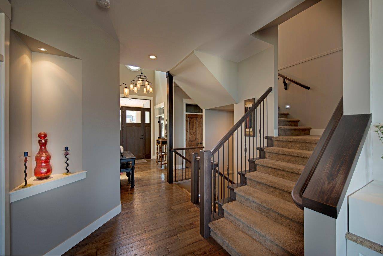 harmony_homes_south_perimeter_way_residence_stairs_gallery_image_3