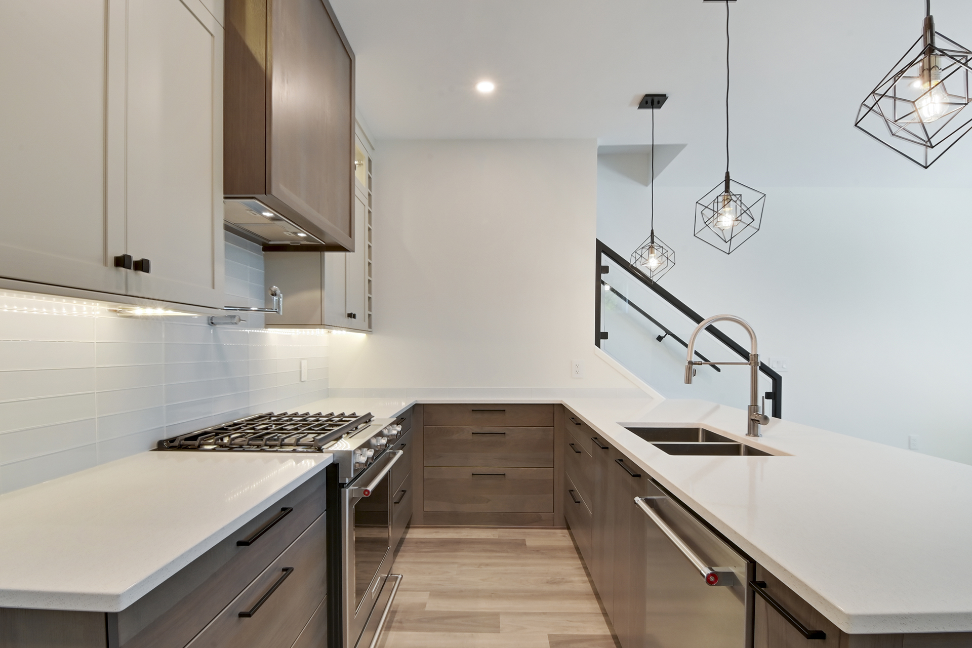1_harmony_homes_stockwell_ave_infil_project_kitchen_side_gallery_image_15