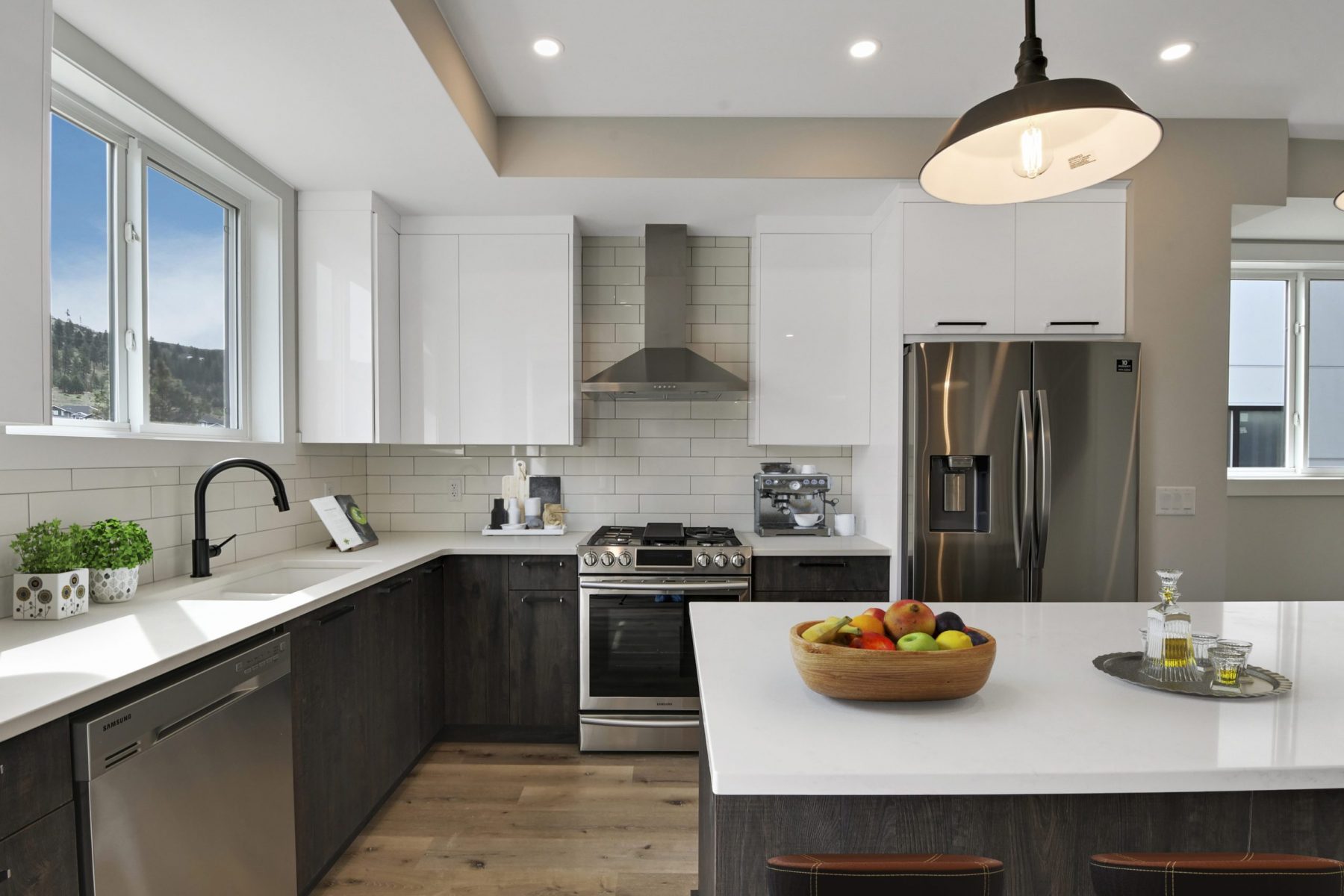 harmony_homes_the_ridge_multi_family_project_kitchen_area_gallery_image_4