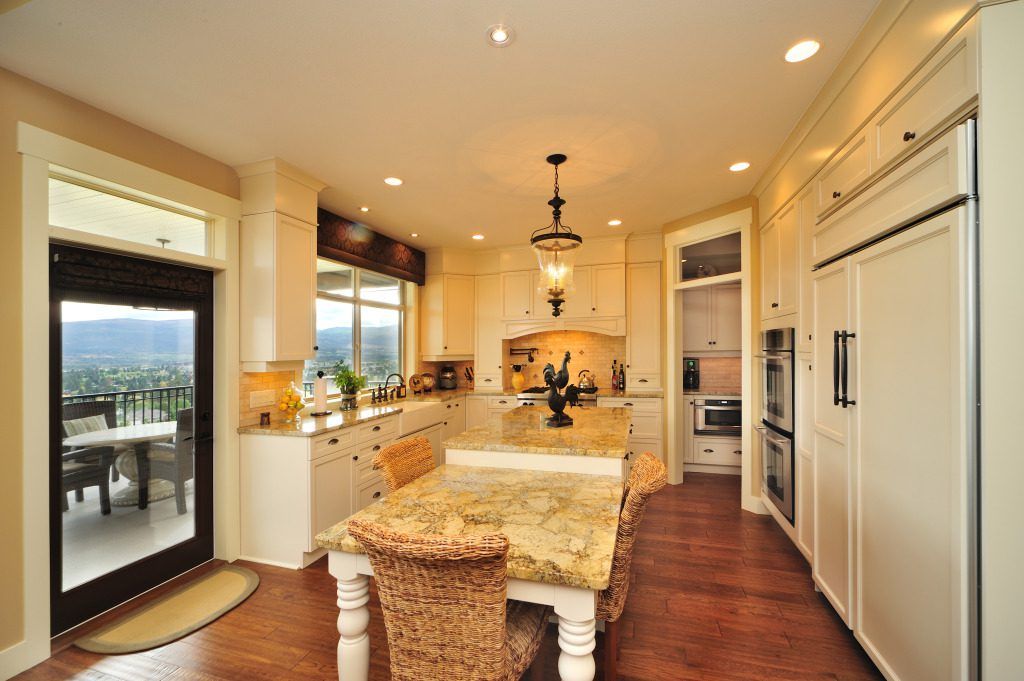harmony_homes_traditions_cresent_residence_dining_area_gallery_image_17