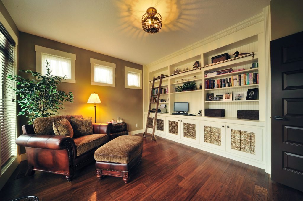 harmony_homes_traditions_cresent_residence_mini_library_gallery_image_3
