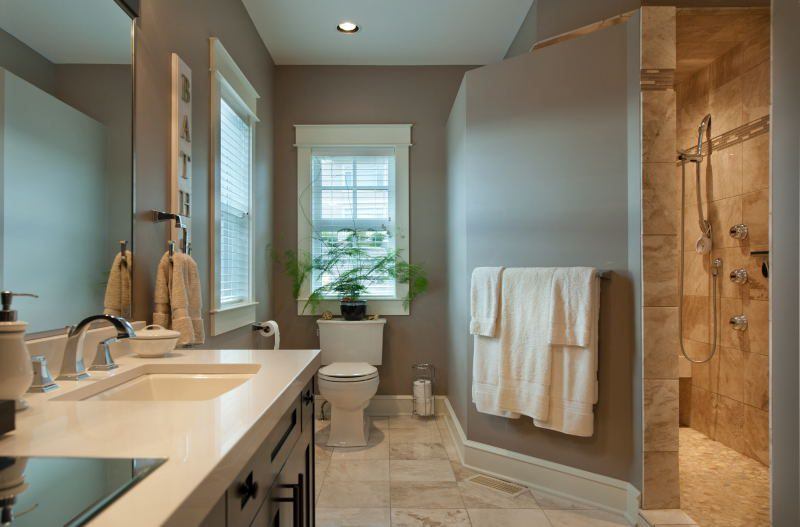 harmony_homes_traditions_cresent_bungalow_bath_room_gallery_image_16
